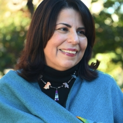 Dr. Lisa Aguilera Lawrenson