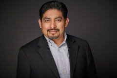 Dr. Ricardo Varguez
